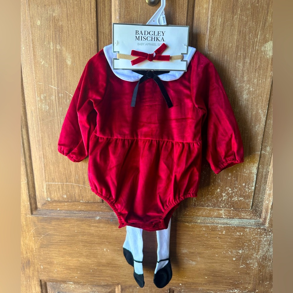 Badgley Mischka Baby Christmas Set